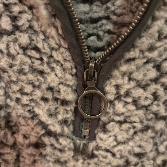 Sherpa pullover - Picture 4 of 4